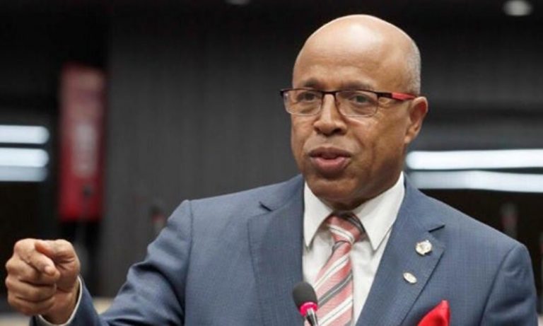 Pacheco niega que con proyecto de Fideicomiso Público se quiera violar leyes de Compras y de Acceso a la Información