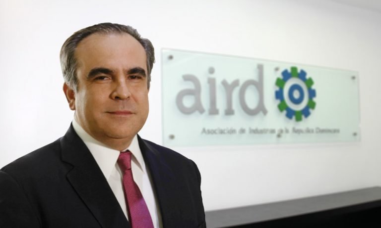 Presidente del CONEP asegura economía crecerá por encima del 4%