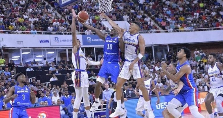 República Dominicana se impone a Venezuela 72-68 en partido clasificatorio