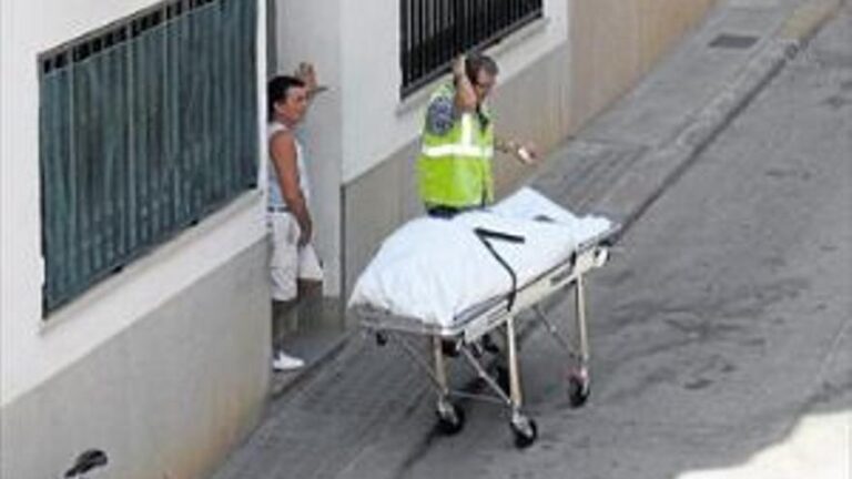 Hallan hombre muerto dentro de su residencia, tenía tres días fallecido
