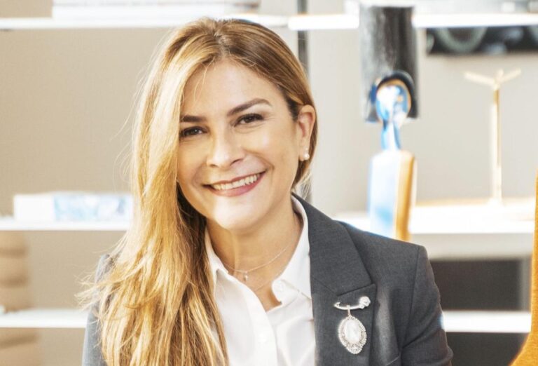 Asociaciones de Buhoneros valoran apoyo recibido por la alcaldesa del D.N. Carolina Mejia