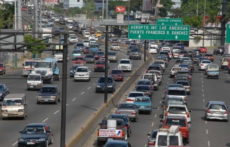 Trabajos de remodelación del Puente del Kilómetro 9 causan caos en la Autopista Duarte