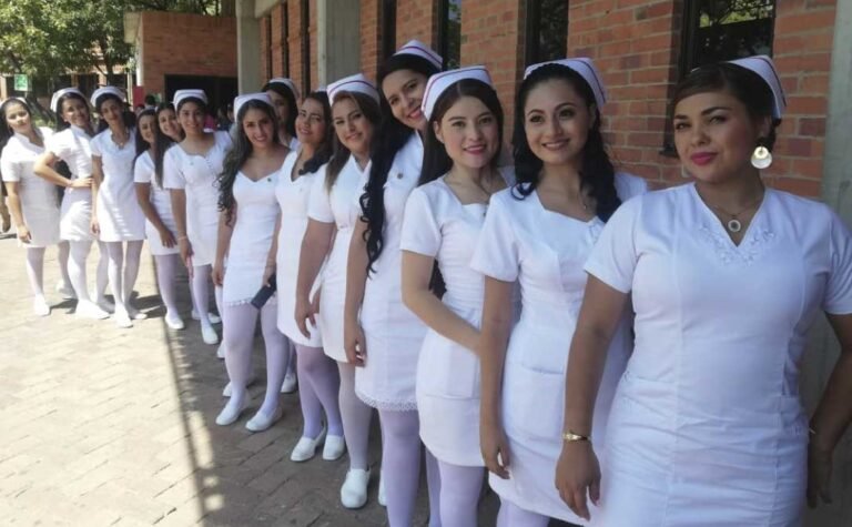 Confederación sindical reconoce y felicita a las enfermeras en su día