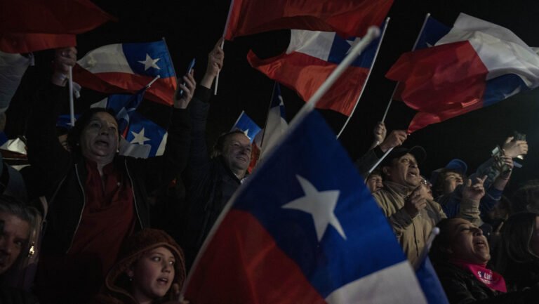 Con más del 80 % de los votos escrutados, la extrema derecha redactará la nueva Constitución de Chile