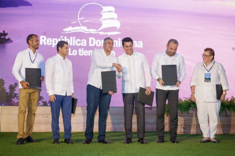 Mitur y OMT buscan desarrollar un turismo “más amigable” con el medio ambiente en RD