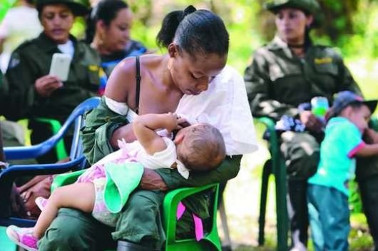 A decenas de mujeres en las FARC les practicaron abortos a la fuerza, en avanzado estado de embarazo, algunos de los bebés fueron extraídos vivos de sus úteros, posteriormente asesinados y sus cuerpos desaparecidos. Imagen de referencia. Foto: Agencia EFE