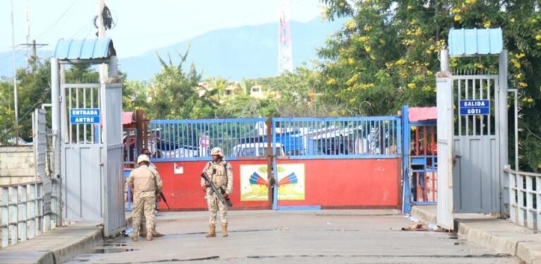 Autoridades haitianas cierran frontera de Juana Méndez tras abrupta apertura de sus puertas