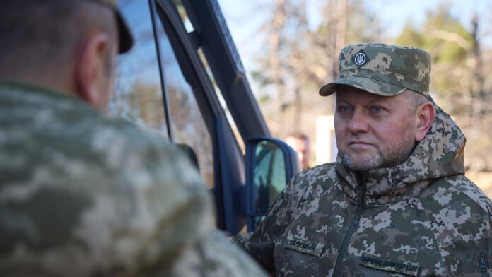 El comandante en jefe de las Fuerzas Armadas de Ucrania, el general Valeri Zaluzhny. Ukrainian presidential press service / AFP