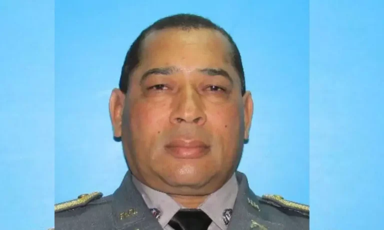 Coronel Bidó recibe atenciones médicas en Hospital de la Policía Nacional
