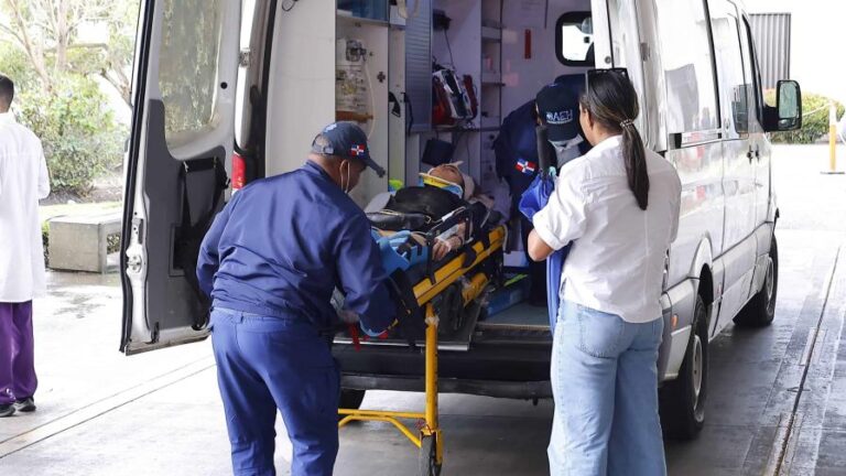 Continua subiendo la cifra de muertos por el colapso en la discoteca Jet Set, van 218