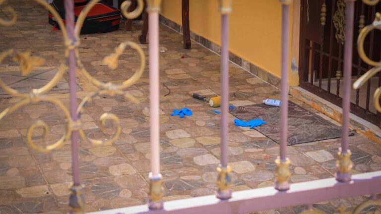 Hallan mujer muerta en San Isidro