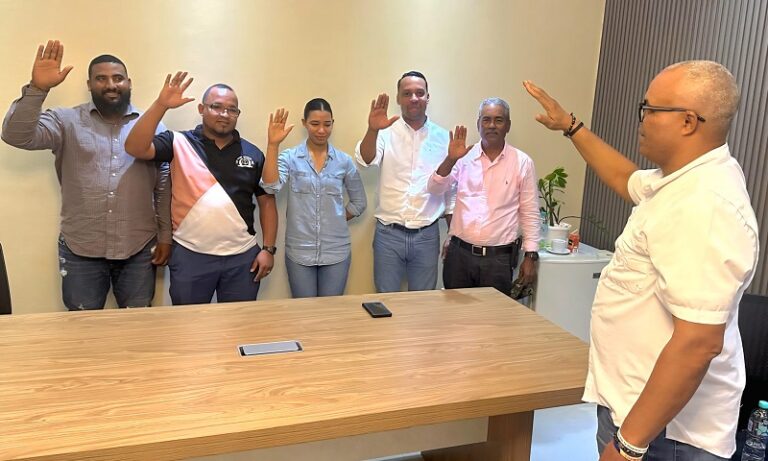 PLD denuncia indiferencia directiva del CODIA con sus colegiados