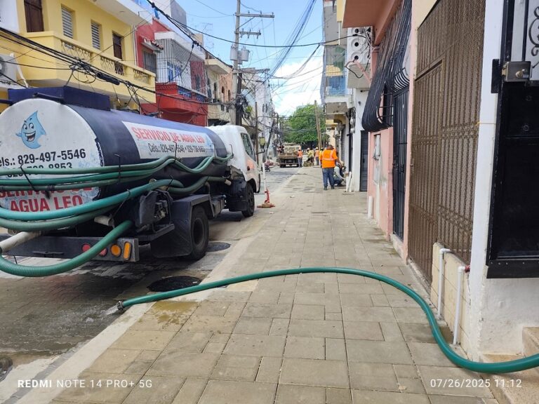 Comerciantes de la Zona Colonial quiebran por la falta de agua potable