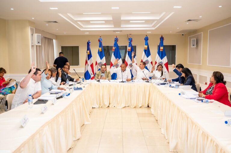 Comisión Bicameral estudia CP sigue avanzando en el análisis de la pieza; sólo restan 20 artículos