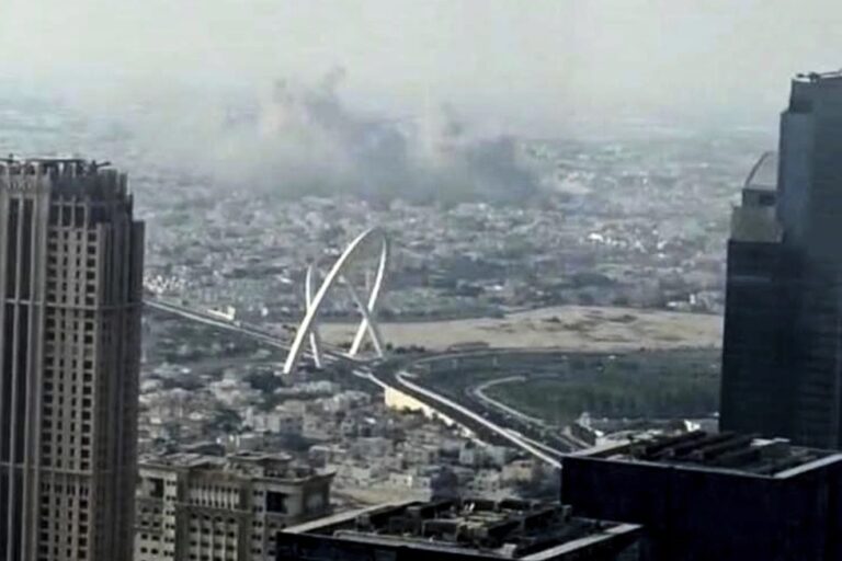 Israel bombardea edificios en Qatar para matar a líderes de Hamás mientras sopesaban cese al fuego