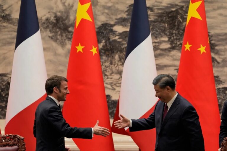 Emmanuel Macron y Xi Jinping
