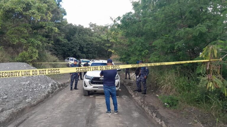Policía Nacional y Ministerio Público investigan muerte de pareja en Tireo, Constanza