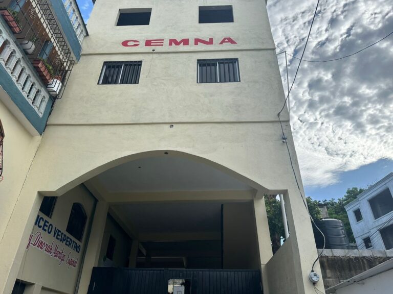 Denuncian Minerd adeuda más de dos millones a Centro educativo por concepto de alquiler en Los Girasoles